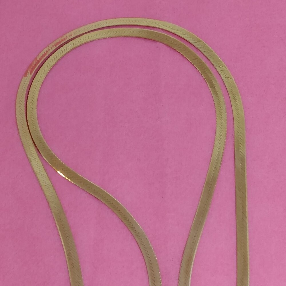 Beautiful solid 14kt gold, Chevron herringbone necklace. - Picture 12 of 16